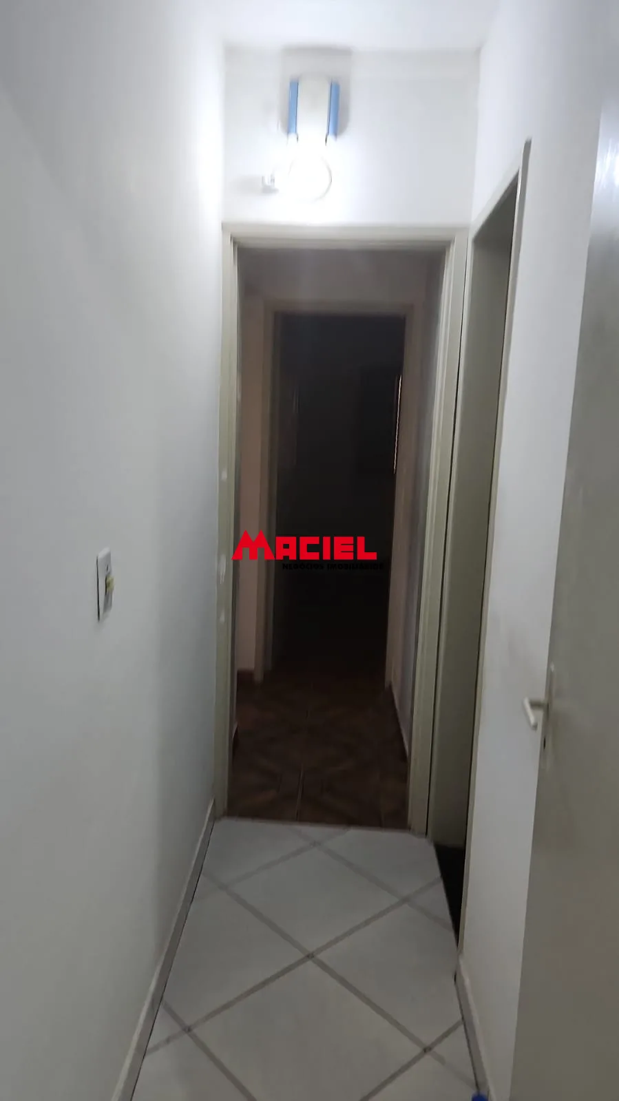 Alugar Casa / Sobrado em S&atilde;o Jos&eacute; dos Campos R$ 4.600,00 - Foto 15