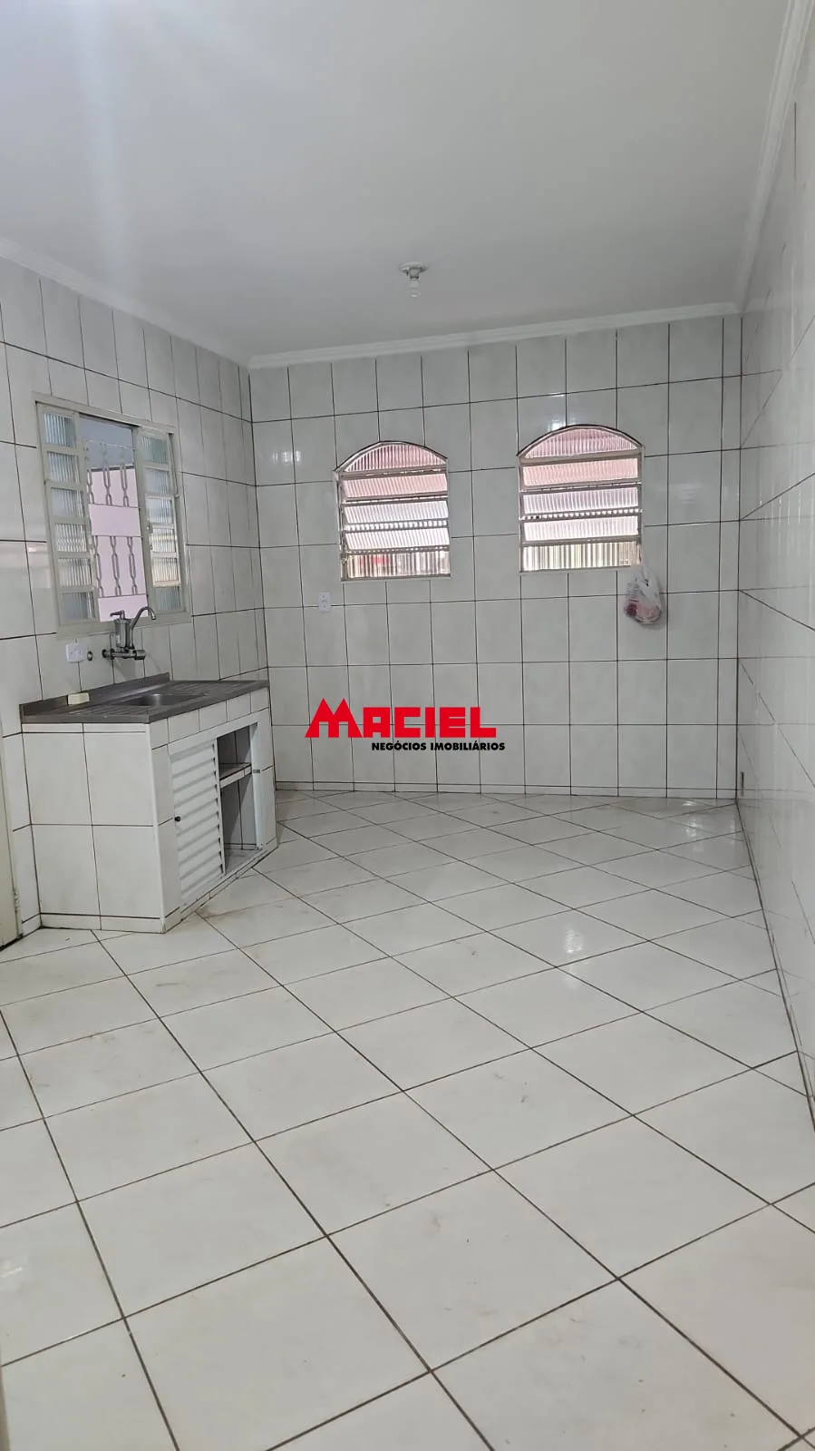 Alugar Casa / Sobrado em S&atilde;o Jos&eacute; dos Campos R$ 4.600,00 - Foto 8