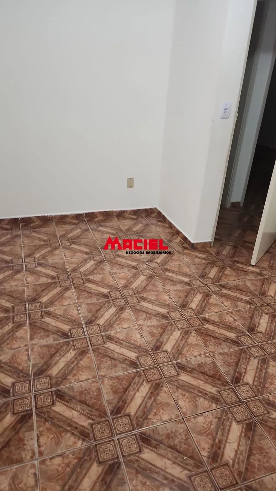 Alugar Casa / Sobrado em S&atilde;o Jos&eacute; dos Campos R$ 4.600,00 - Foto 9