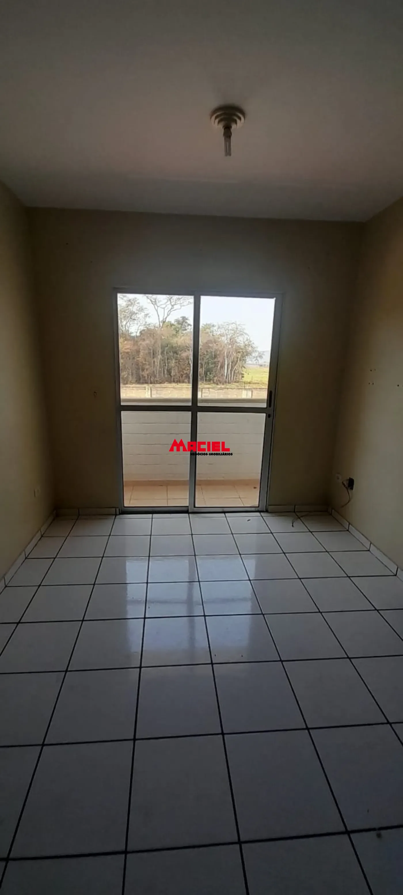 Alugar Apartamento / Padr&atilde;o em S&atilde;o Jos&eacute; dos Campos R$ 664,20 - Foto 1
