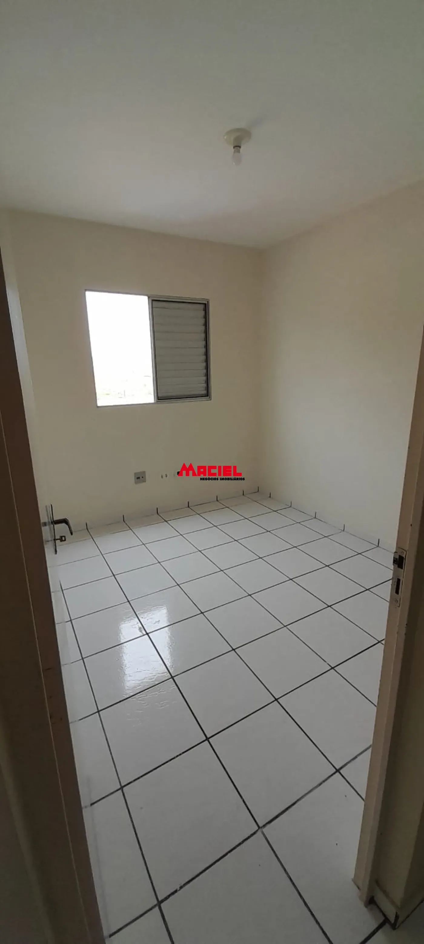 Alugar Apartamento / Padr&atilde;o em S&atilde;o Jos&eacute; dos Campos R$ 664,20 - Foto 3