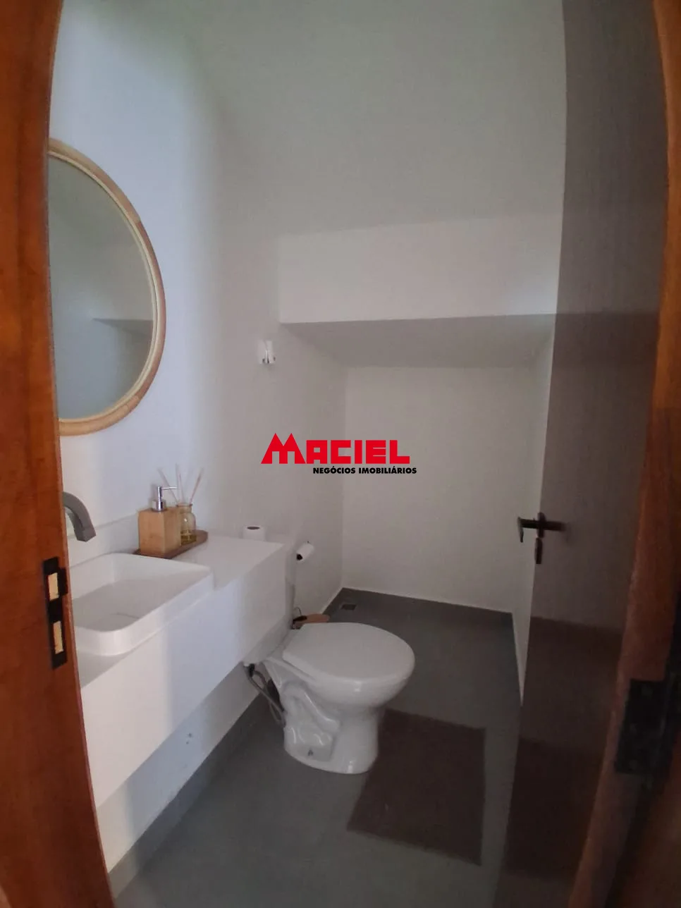 Comprar Casa / Sobrado em S&atilde;o Jos&eacute; dos Campos R$ 950.000,00 - Foto 9