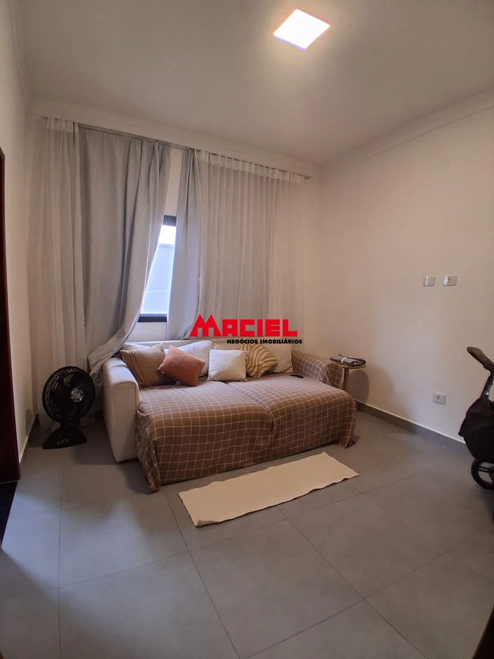 Comprar Casa / Sobrado em S&atilde;o Jos&eacute; dos Campos R$ 950.000,00 - Foto 14