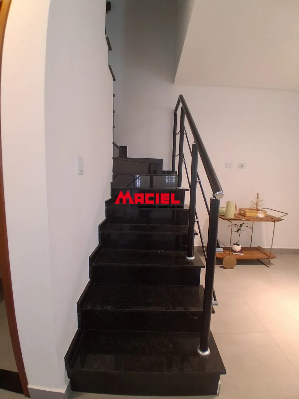 Comprar Casa / Sobrado em S&atilde;o Jos&eacute; dos Campos R$ 950.000,00 - Foto 24