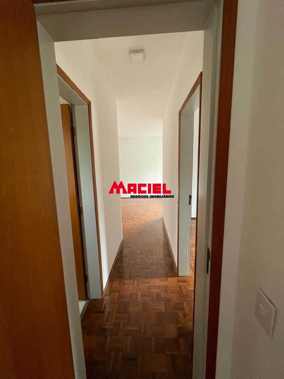 Alugar Apartamento / Padr&atilde;o em S&atilde;o Jos&eacute; dos Campos R$ 2.800,00 - Foto 13