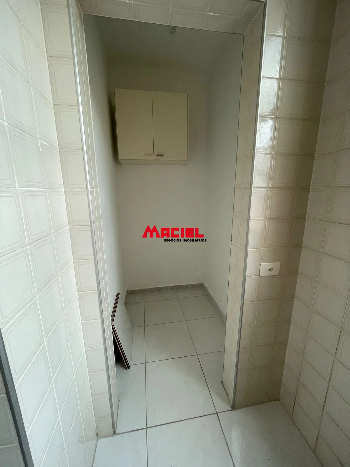 Alugar Apartamento / Padr&atilde;o em S&atilde;o Jos&eacute; dos Campos R$ 1.650,00 - Foto 9