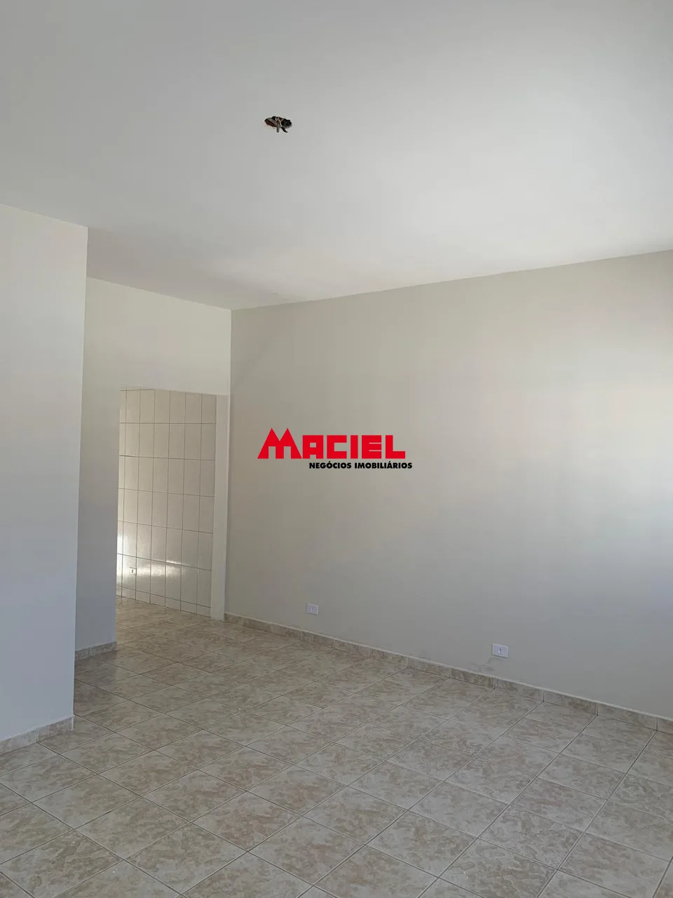 Alugar Casa / Padr&atilde;o em S&atilde;o Jos&eacute; dos Campos R$ 3.100,00 - Foto 4