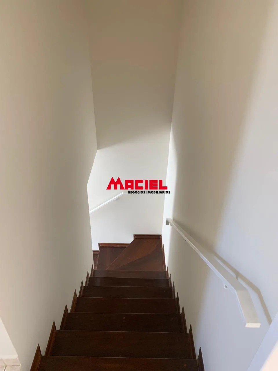 Alugar Casa / Padr&atilde;o em S&atilde;o Jos&eacute; dos Campos R$ 3.100,00 - Foto 7