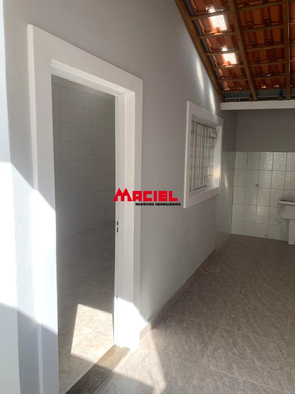 Alugar Casa / Padr&atilde;o em S&atilde;o Jos&eacute; dos Campos R$ 3.100,00 - Foto 11