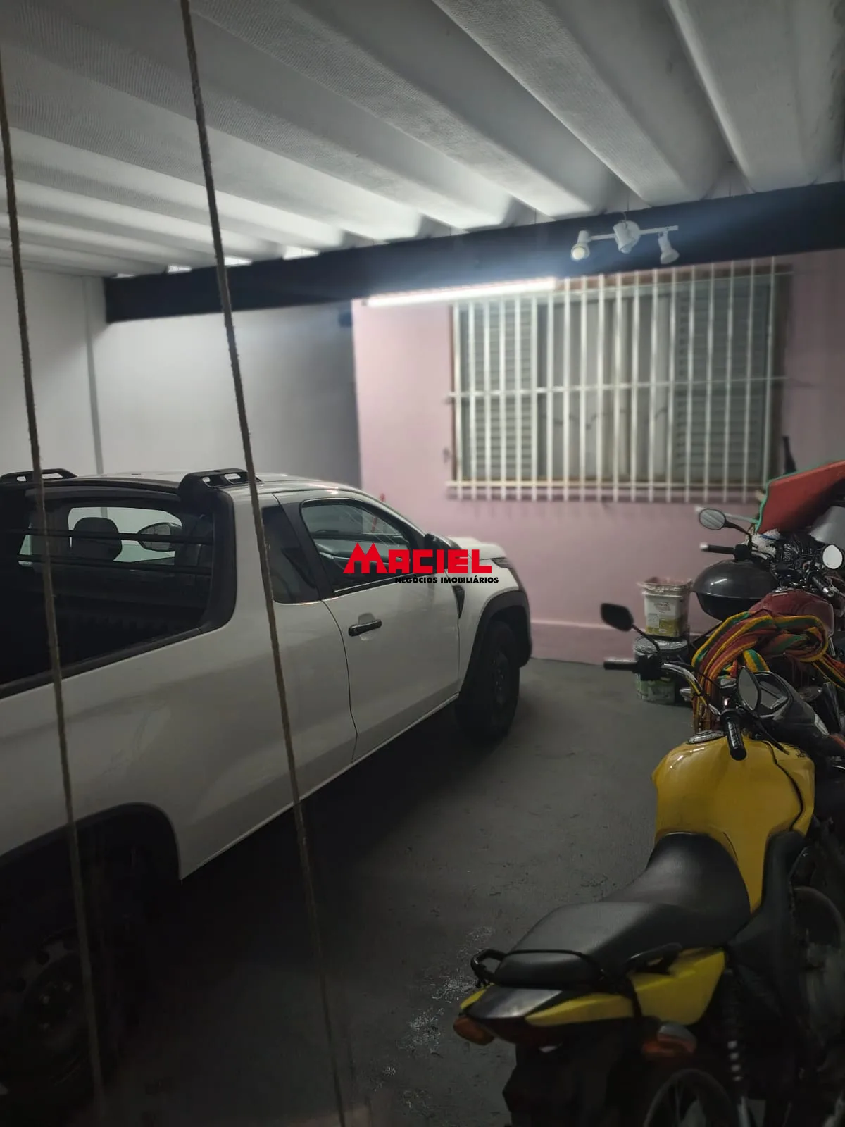 Comprar Casa / Padr&atilde;o em S&atilde;o Jos&eacute; dos Campos R$ 650.000,00 - Foto 4