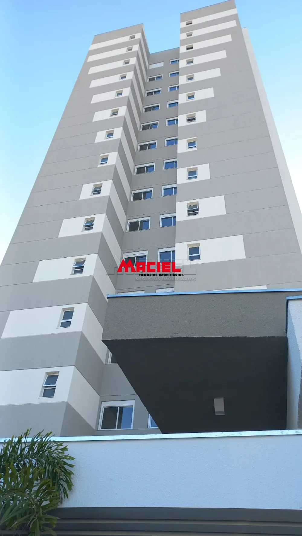 Alugar Apartamento / Padr&atilde;o em S&atilde;o Jos&eacute; dos Campos R$ 3.100,00 - Foto 2