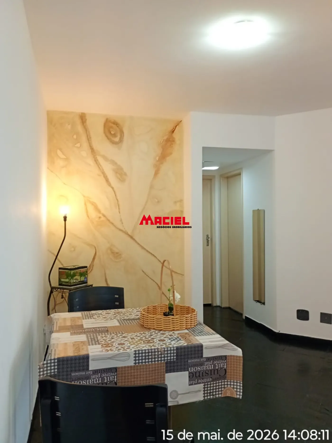 Alugar Apartamento / Mobiliado em S&atilde;o Jos&eacute; dos Campos R$ 2.557,00 - Foto 4