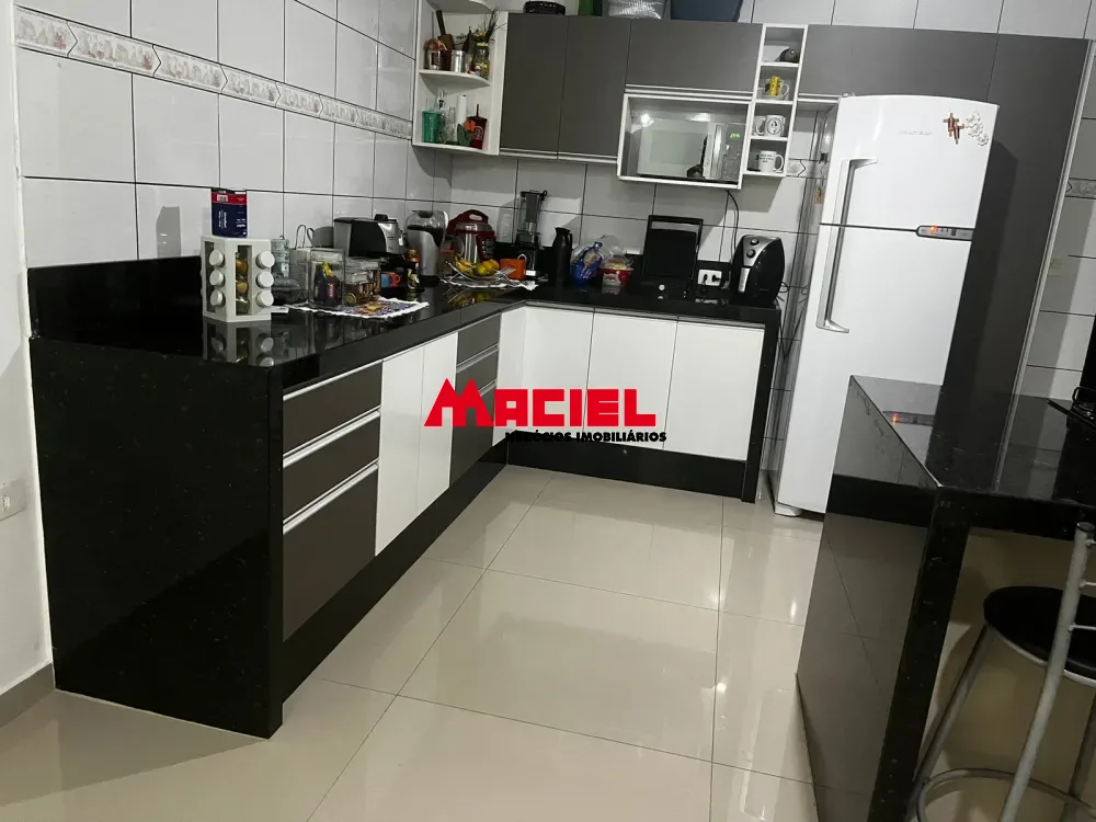Comprar Casa / Sobrado em S&atilde;o Jos&eacute; dos Campos R$ 780.000,00 - Foto 13