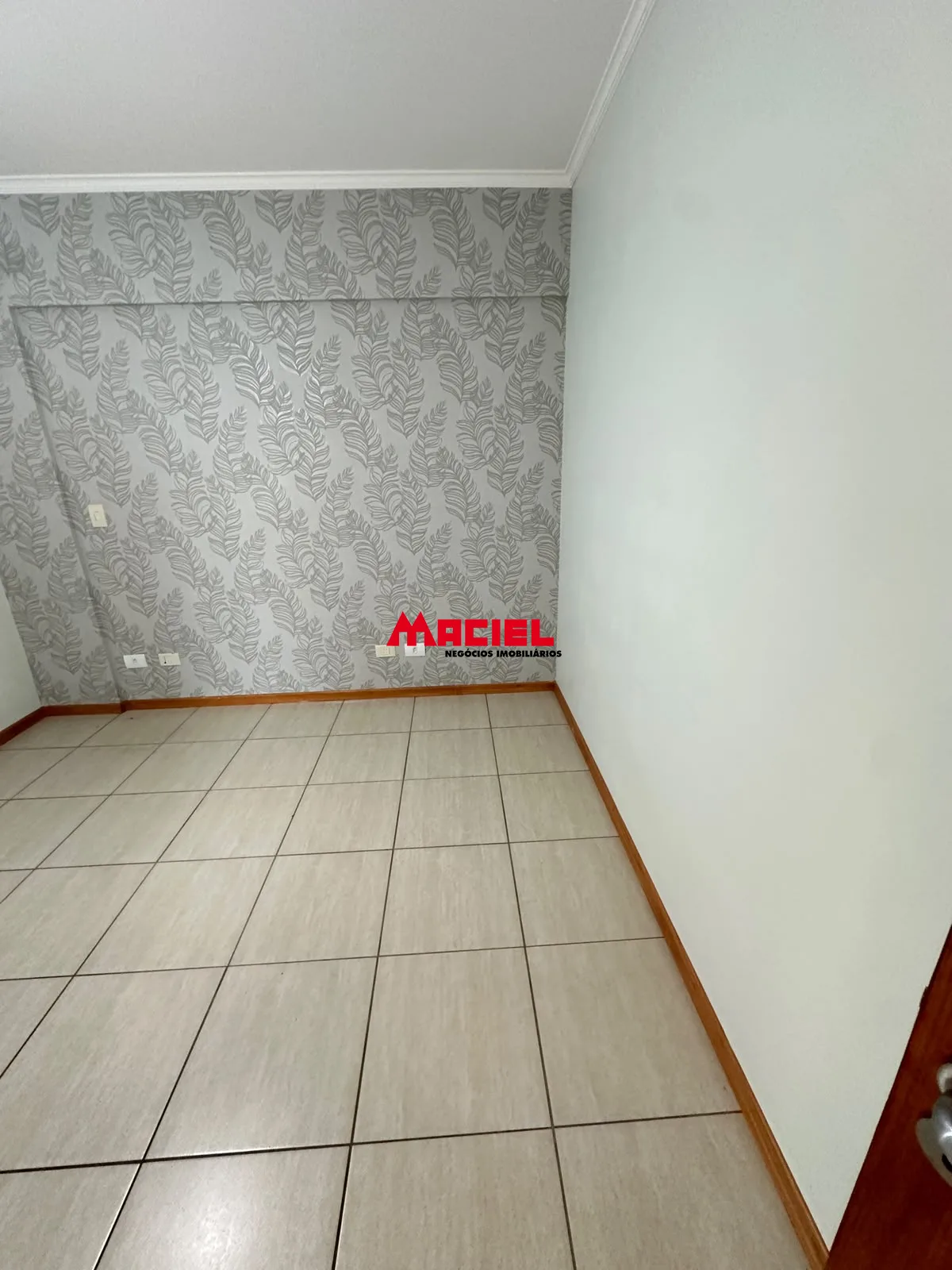 Alugar Apartamento / Padr&atilde;o em S&atilde;o Jos&eacute; dos Campos R$ 2.800,00 - Foto 6