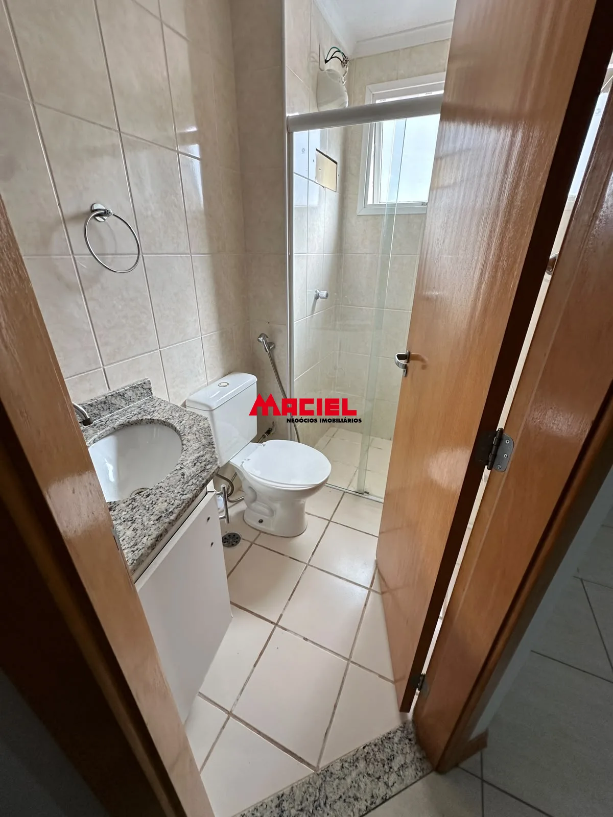 Alugar Apartamento / Padr&atilde;o em S&atilde;o Jos&eacute; dos Campos R$ 2.800,00 - Foto 8