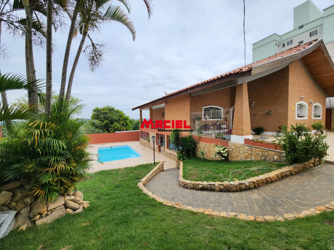 Comprar Casa / Padr&atilde;o em S&atilde;o Jos&eacute; dos Campos R$ 1.490.000,00 - Foto 1