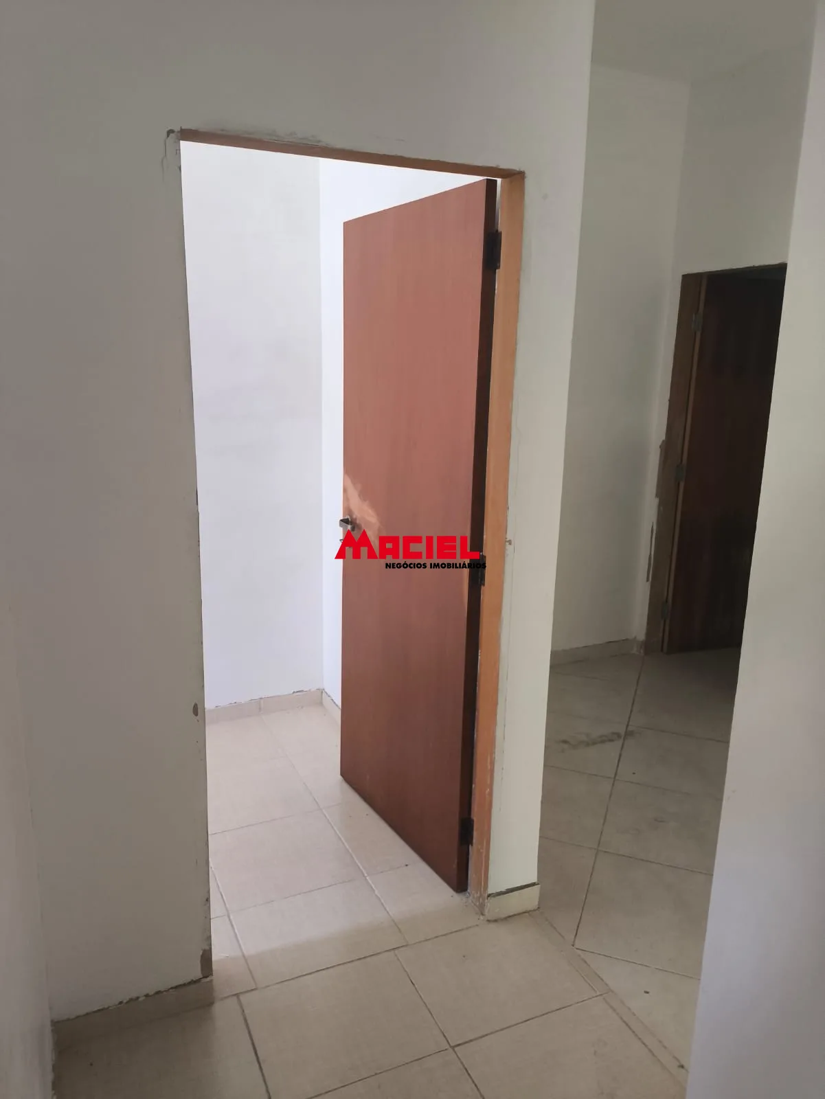Comprar Casa / Sobrado em S&atilde;o Jos&eacute; dos Campos R$ 450.000,00 - Foto 9