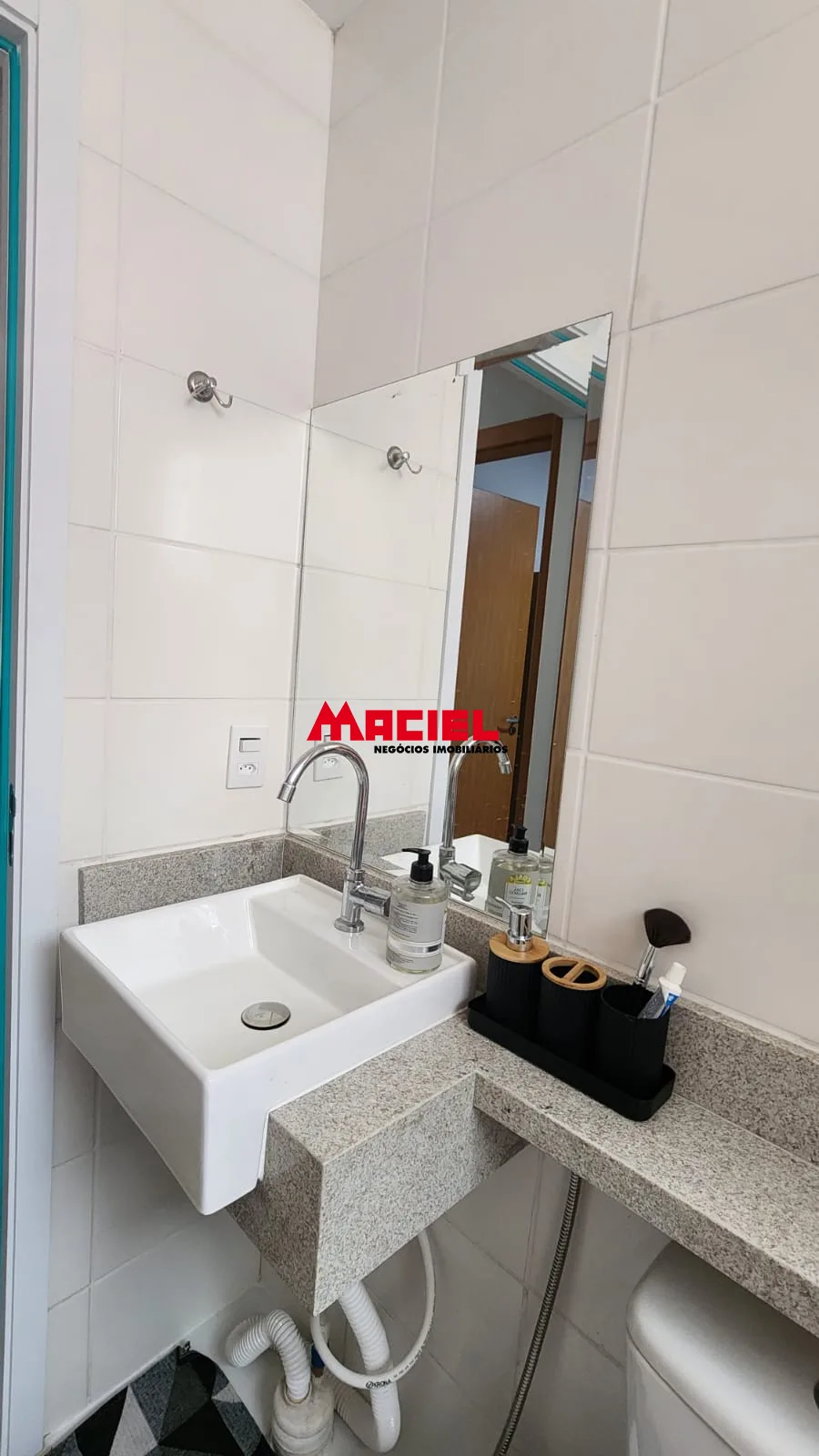 Alugar Apartamento / Padr&atilde;o em S&atilde;o Jos&eacute; dos Campos R$ 3.000,00 - Foto 29