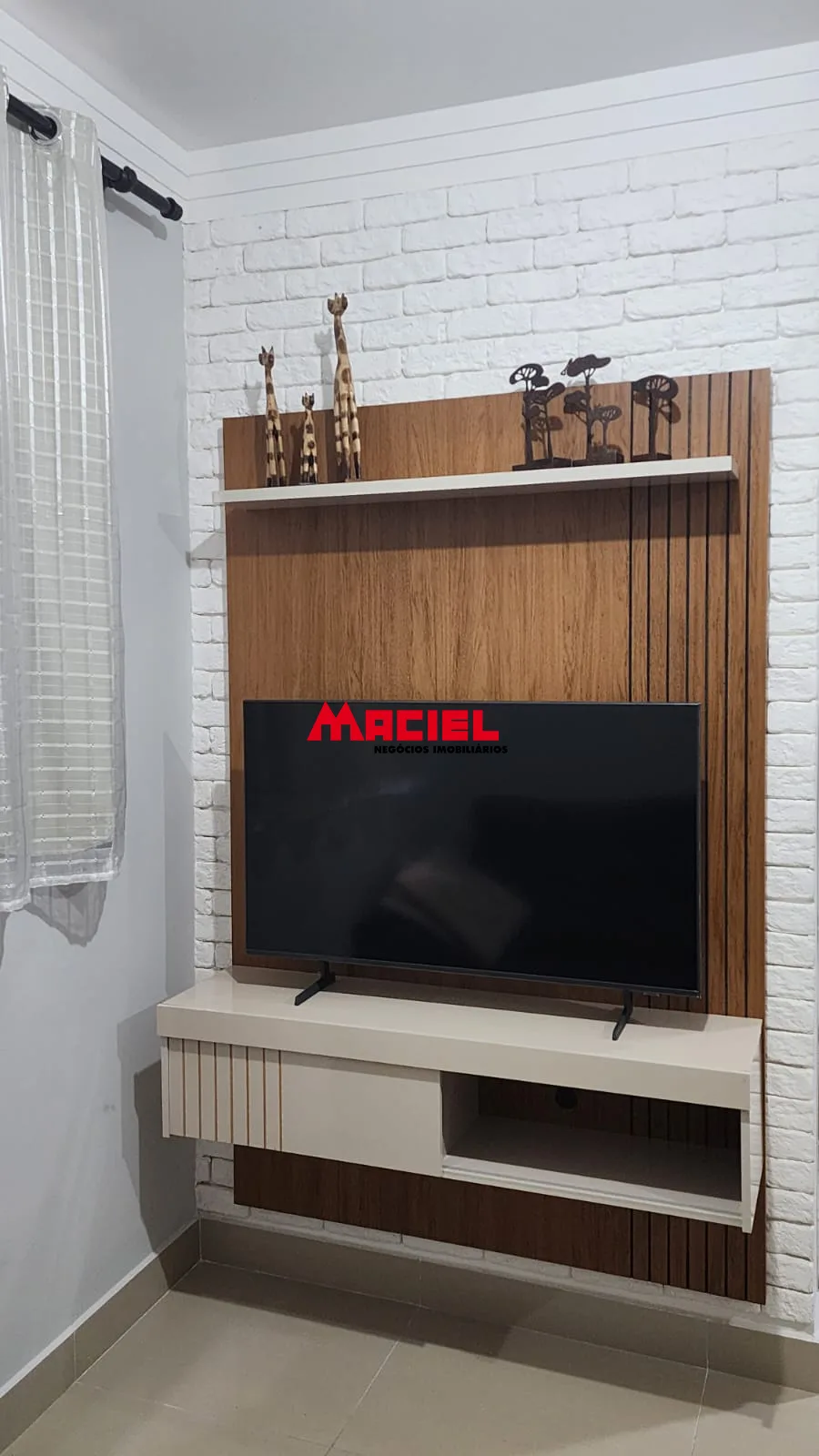 Alugar Apartamento / Padr&atilde;o em S&atilde;o Jos&eacute; dos Campos R$ 3.000,00 - Foto 4