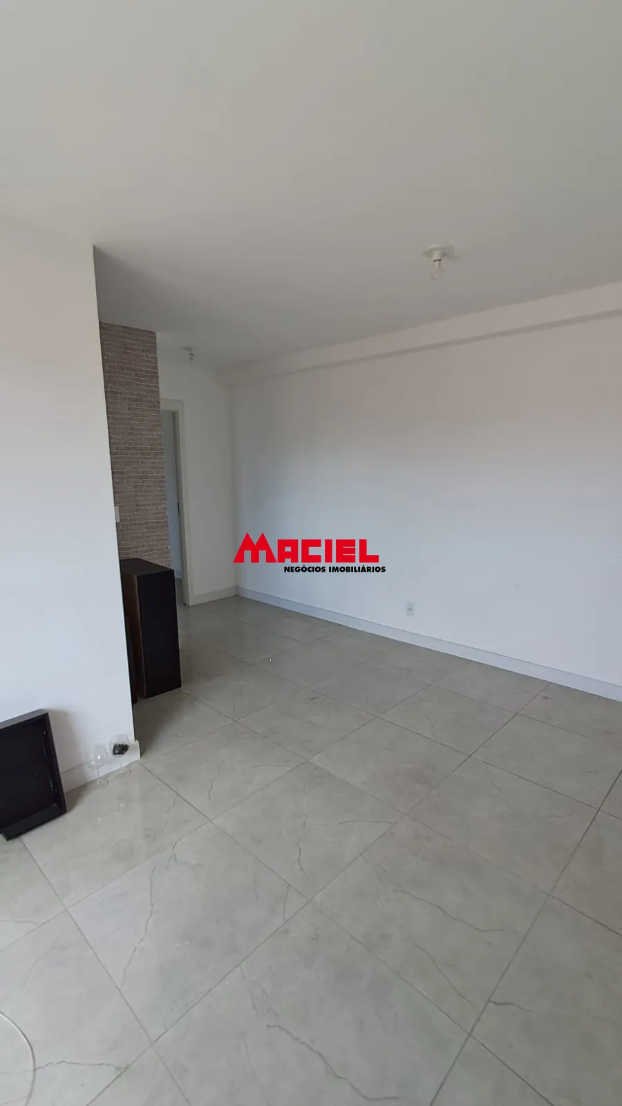 Alugar Apartamento / Padr&atilde;o em S&atilde;o Jos&eacute; dos Campos R$ 2.500,00 - Foto 4