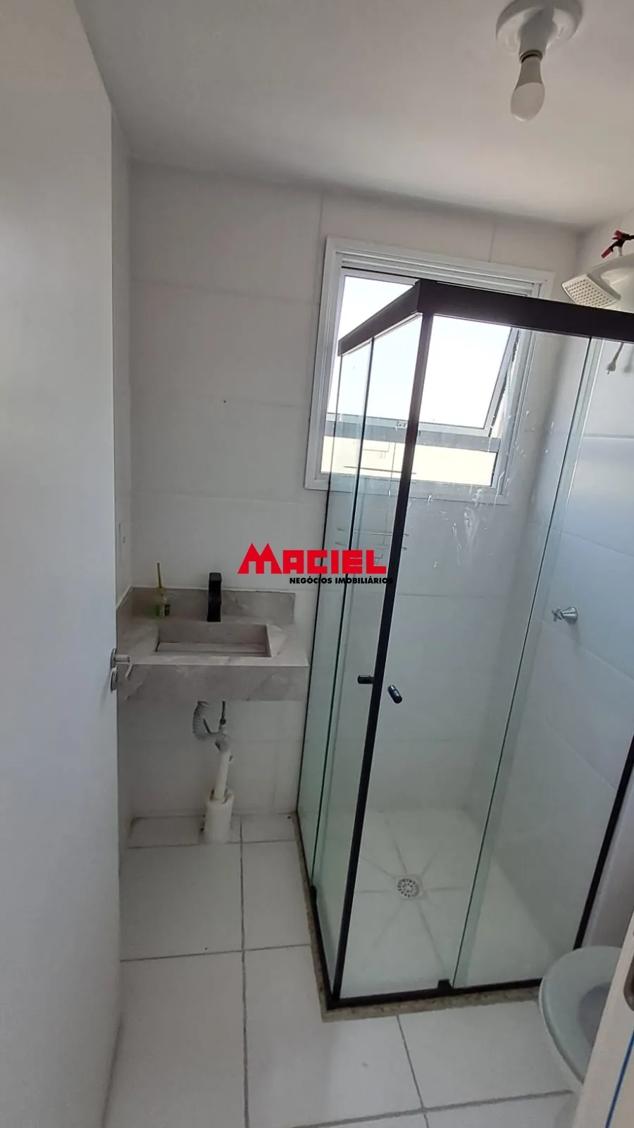 Alugar Apartamento / Padr&atilde;o em S&atilde;o Jos&eacute; dos Campos R$ 2.500,00 - Foto 5
