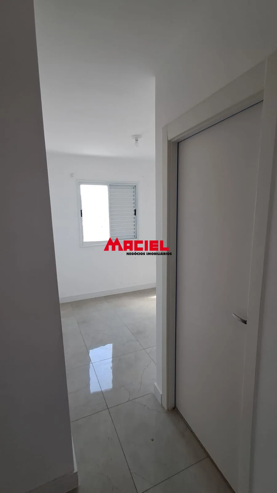 Alugar Apartamento / Padr&atilde;o em S&atilde;o Jos&eacute; dos Campos R$ 2.500,00 - Foto 9