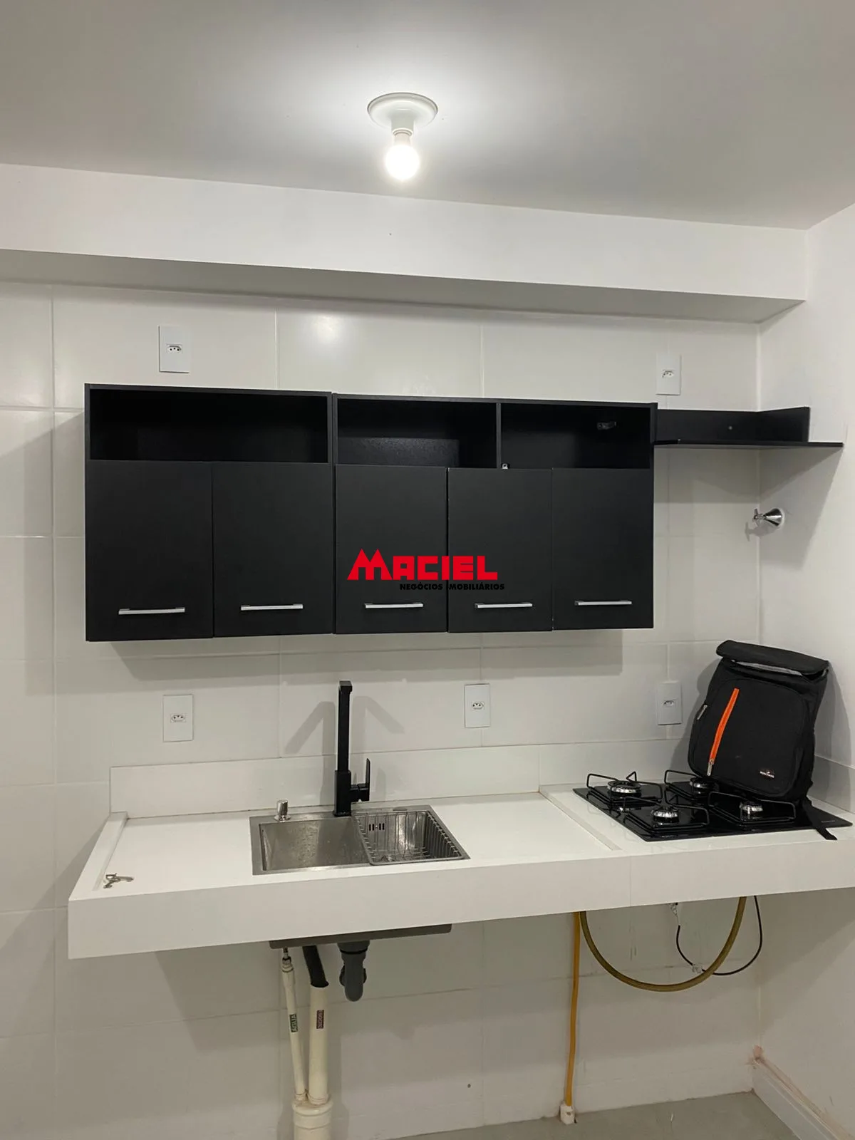 Alugar Apartamento / Padr&atilde;o em S&atilde;o Jos&eacute; dos Campos R$ 2.500,00 - Foto 21