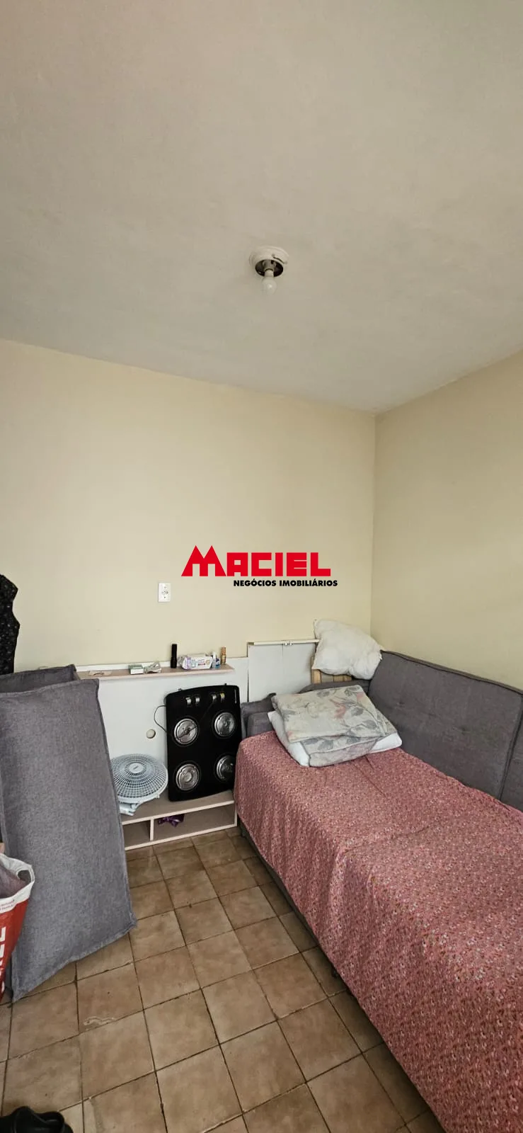 Comprar Casa / Padr&atilde;o em S&atilde;o Jos&eacute; dos Campos R$ 800.000,00 - Foto 4