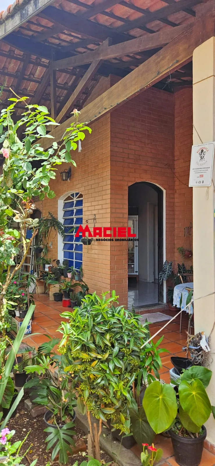 Comprar Casa / Padr&atilde;o em S&atilde;o Jos&eacute; dos Campos R$ 800.000,00 - Foto 1