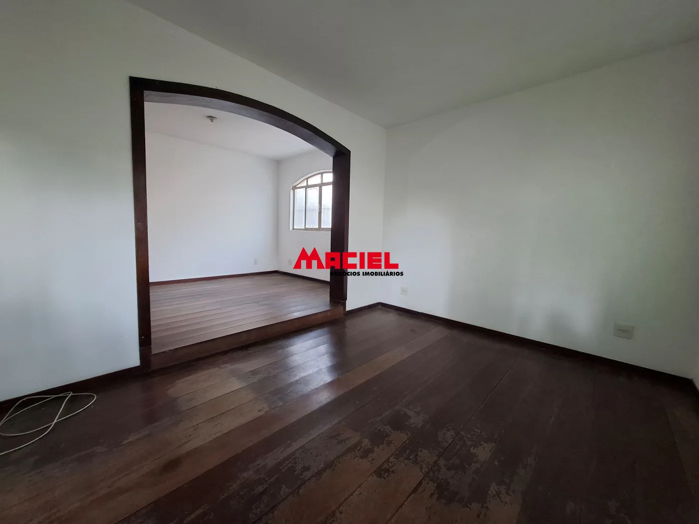 Alugar Casa / Sobrado em S&atilde;o Jos&eacute; dos Campos R$ 8.900,00 - Foto 8