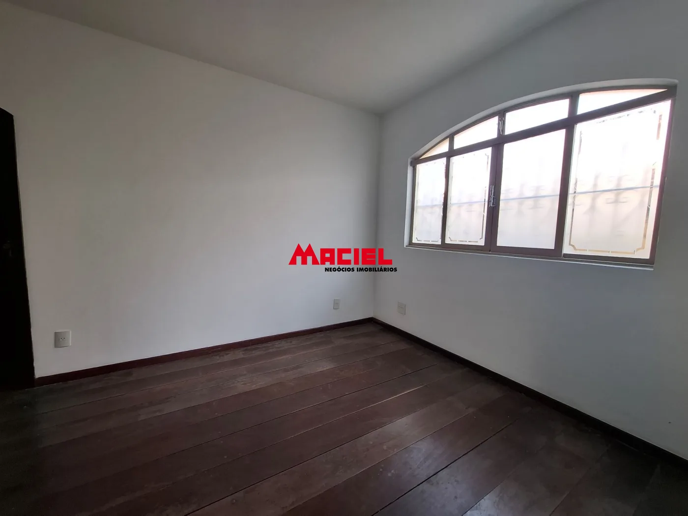 Alugar Casa / Sobrado em S&atilde;o Jos&eacute; dos Campos R$ 8.900,00 - Foto 10