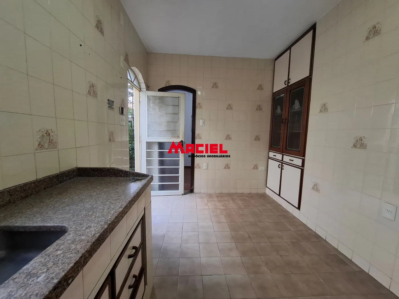 Alugar Casa / Sobrado em S&atilde;o Jos&eacute; dos Campos R$ 8.900,00 - Foto 15