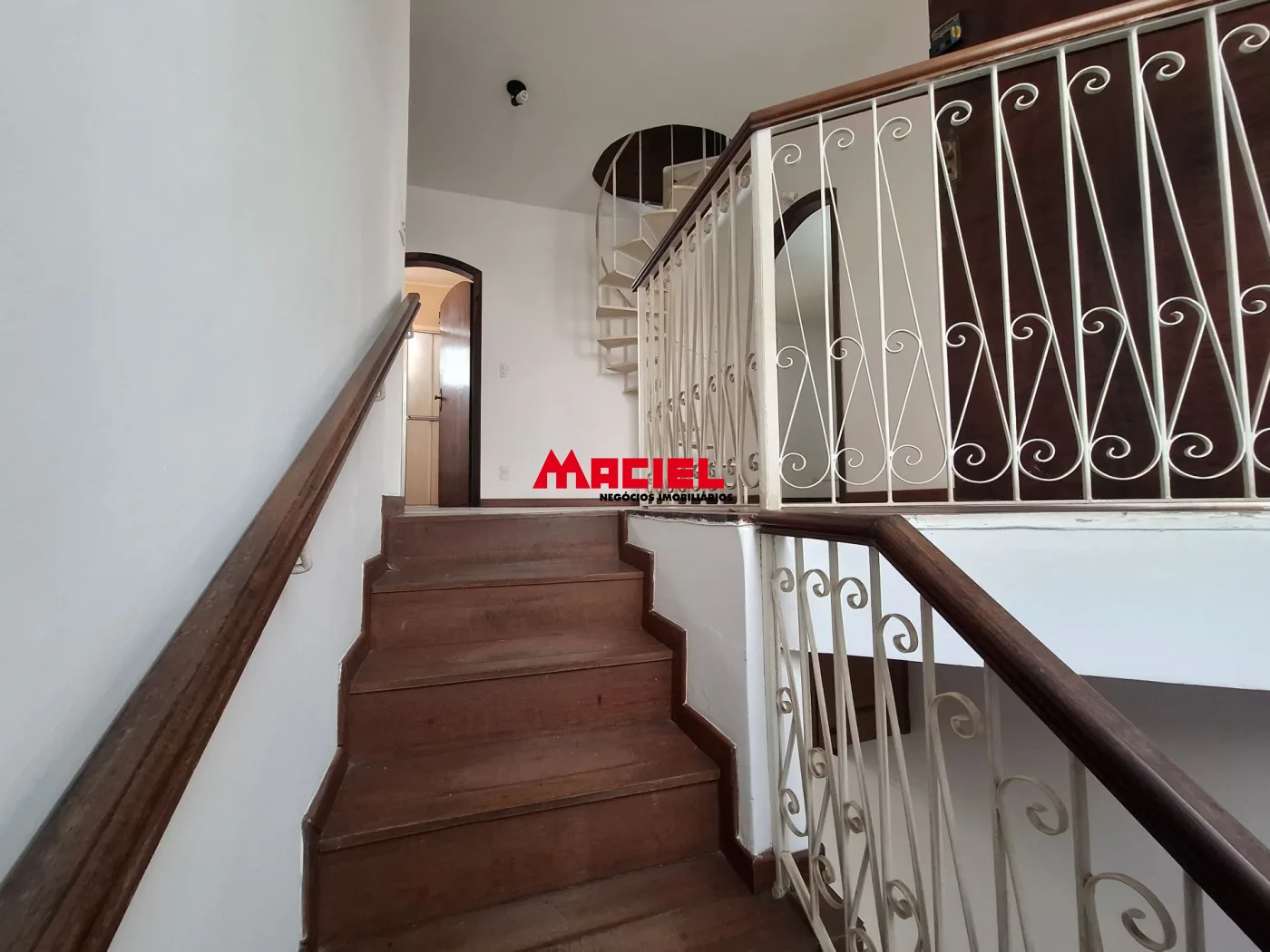 Alugar Casa / Sobrado em S&atilde;o Jos&eacute; dos Campos R$ 8.900,00 - Foto 28