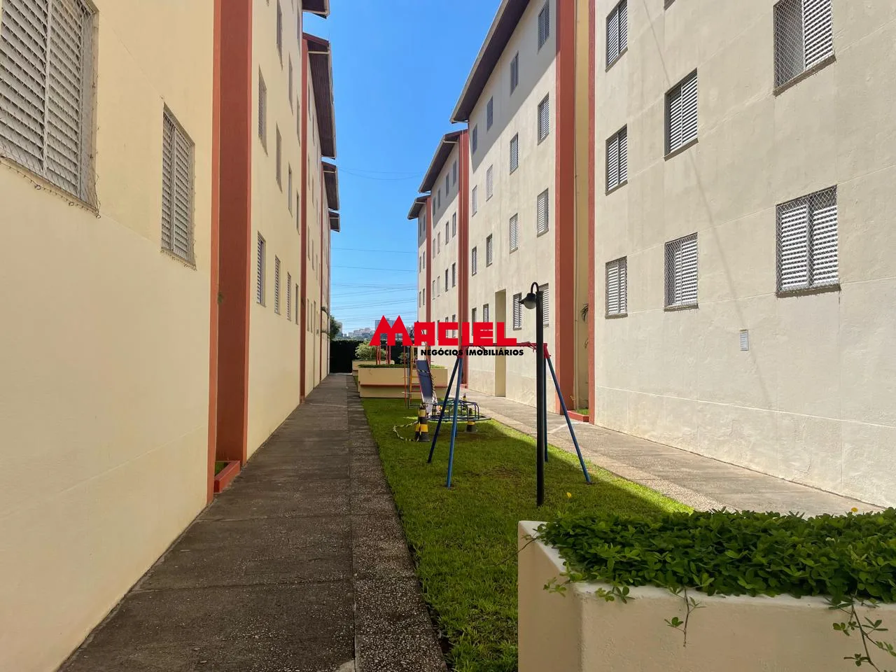 Alugar Apartamento / Padr&atilde;o em S&atilde;o Jos&eacute; dos Campos R$ 2.000,00 - Foto 2