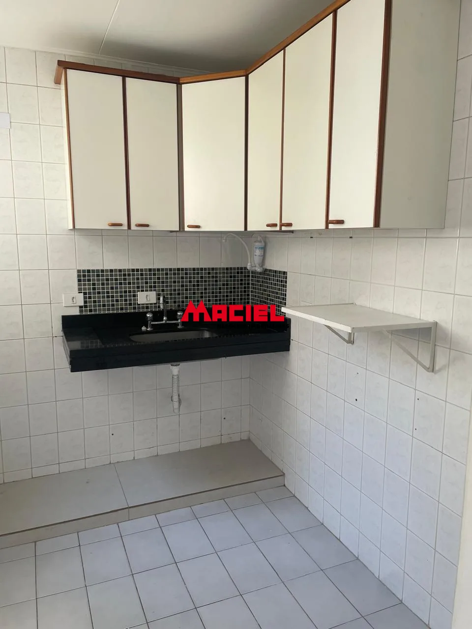 Alugar Apartamento / Padr&atilde;o em S&atilde;o Jos&eacute; dos Campos R$ 2.000,00 - Foto 11