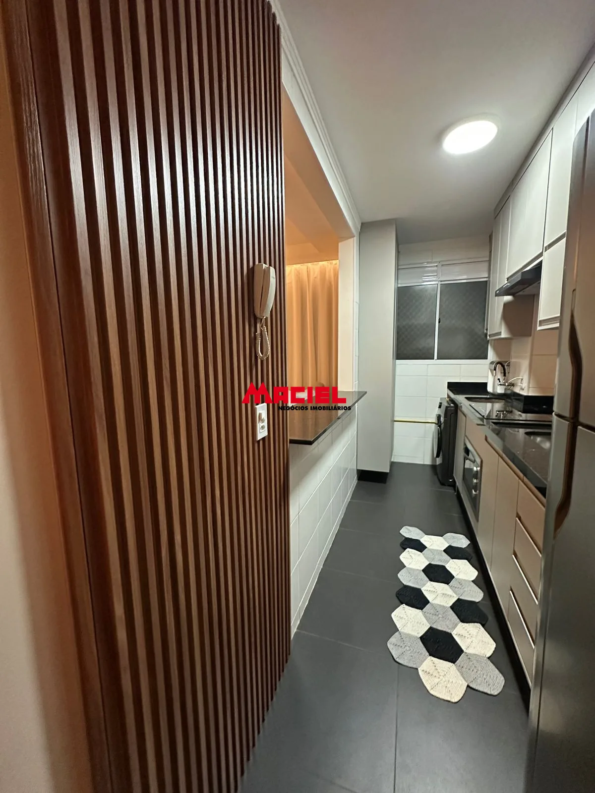 Alugar Apartamento / Padr&atilde;o em S&atilde;o Jos&eacute; dos Campos R$ 2.700,00 - Foto 5