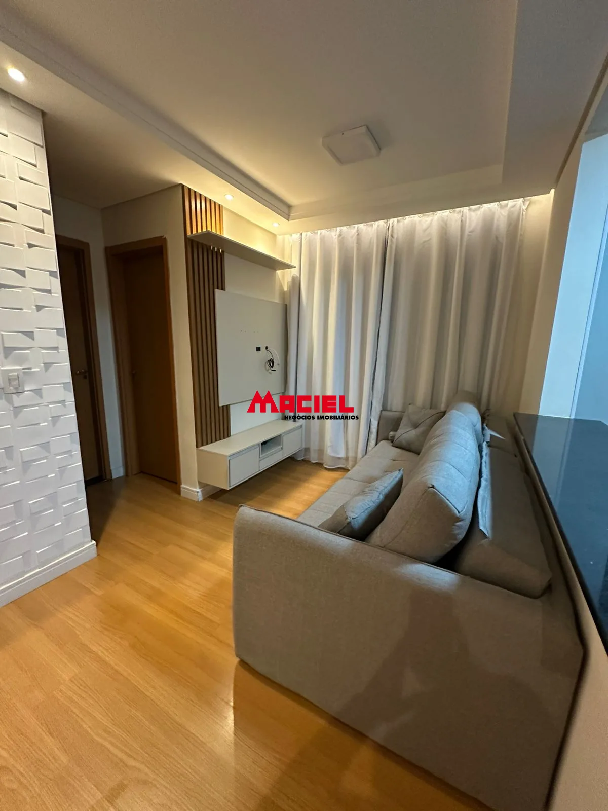 Alugar Apartamento / Padr&atilde;o em S&atilde;o Jos&eacute; dos Campos R$ 2.700,00 - Foto 7