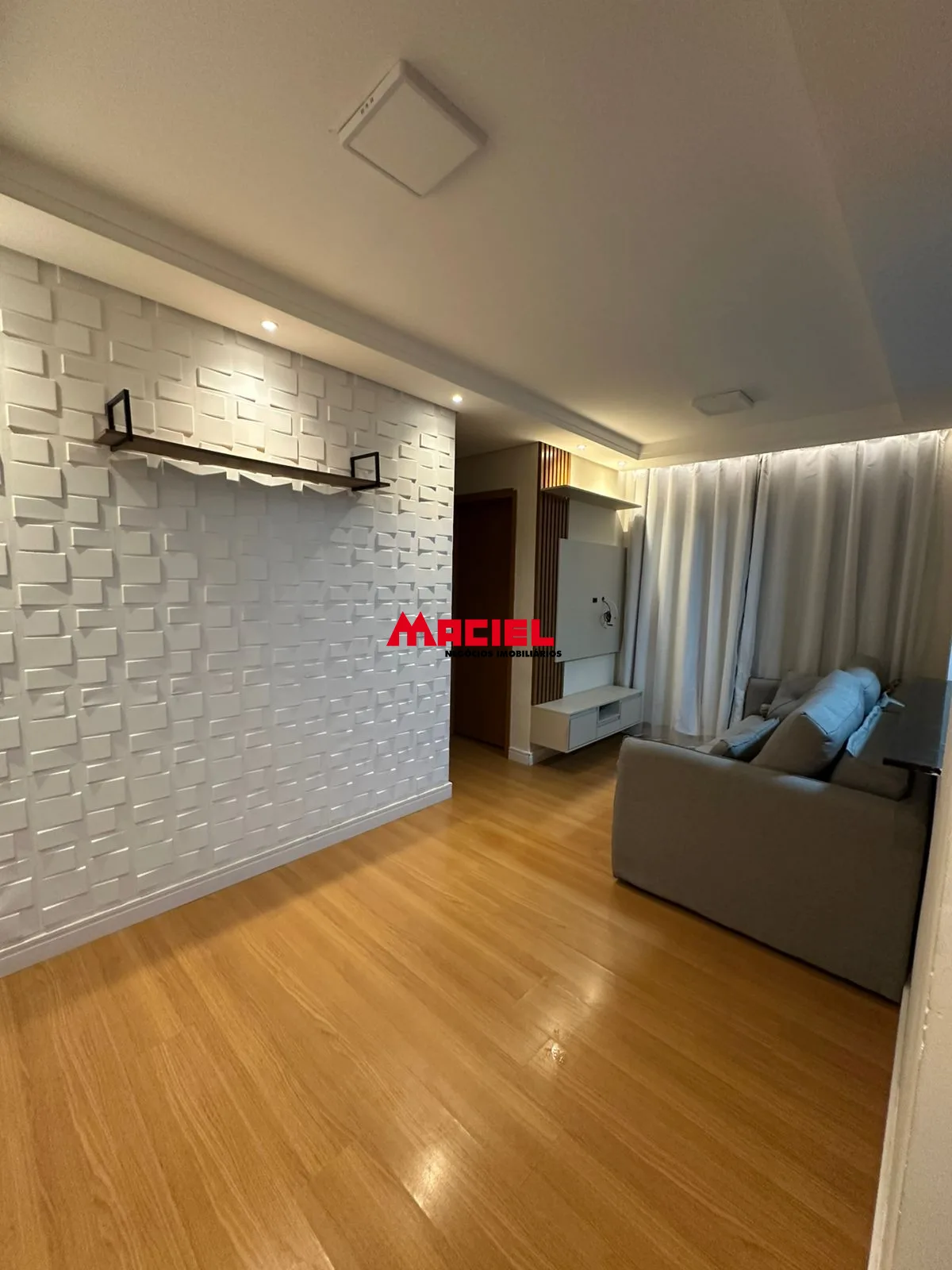 Alugar Apartamento / Padr&atilde;o em S&atilde;o Jos&eacute; dos Campos R$ 2.700,00 - Foto 8