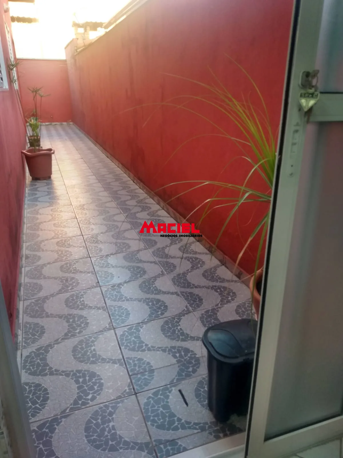 Comprar Casa / Padr&atilde;o em S&atilde;o Jos&eacute; dos Campos R$ 470.000,00 - Foto 9
