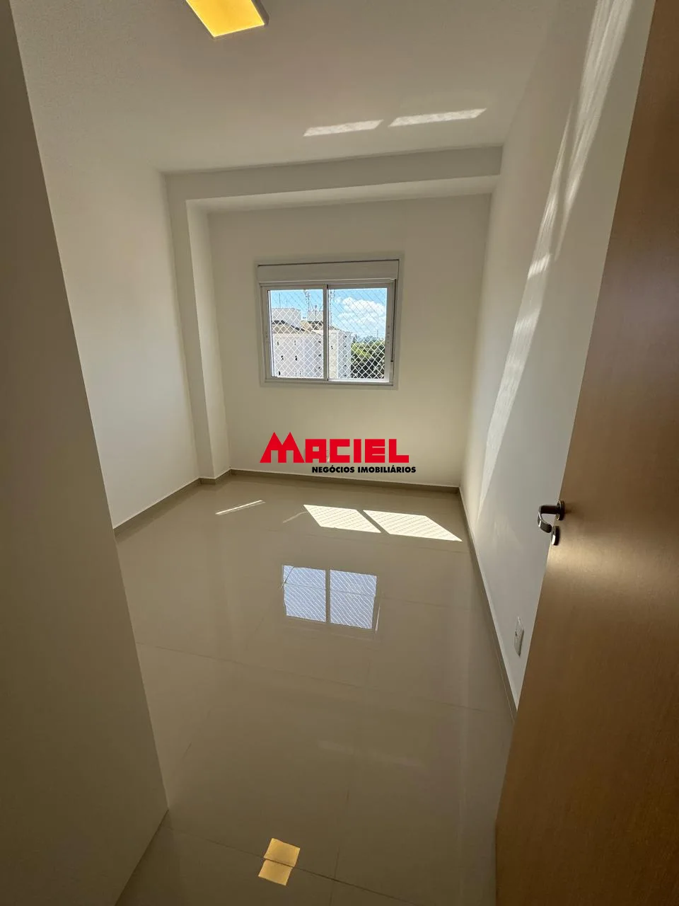 Comprar Apartamento / Padr&atilde;o em S&atilde;o Jos&eacute; dos Campos R$ 570.000,00 - Foto 2