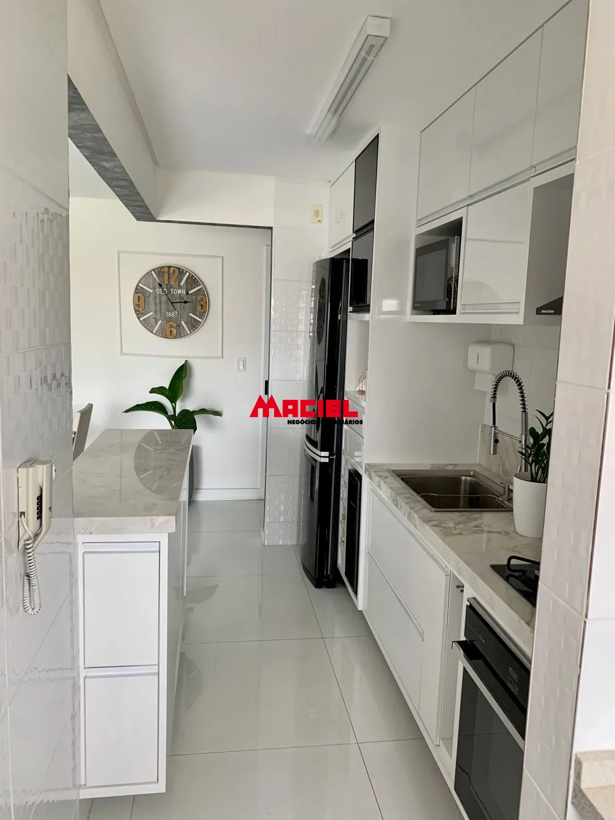 Alugar Apartamento / Mobiliado em S&atilde;o Jos&eacute; dos Campos R$ 4.070,00 - Foto 20
