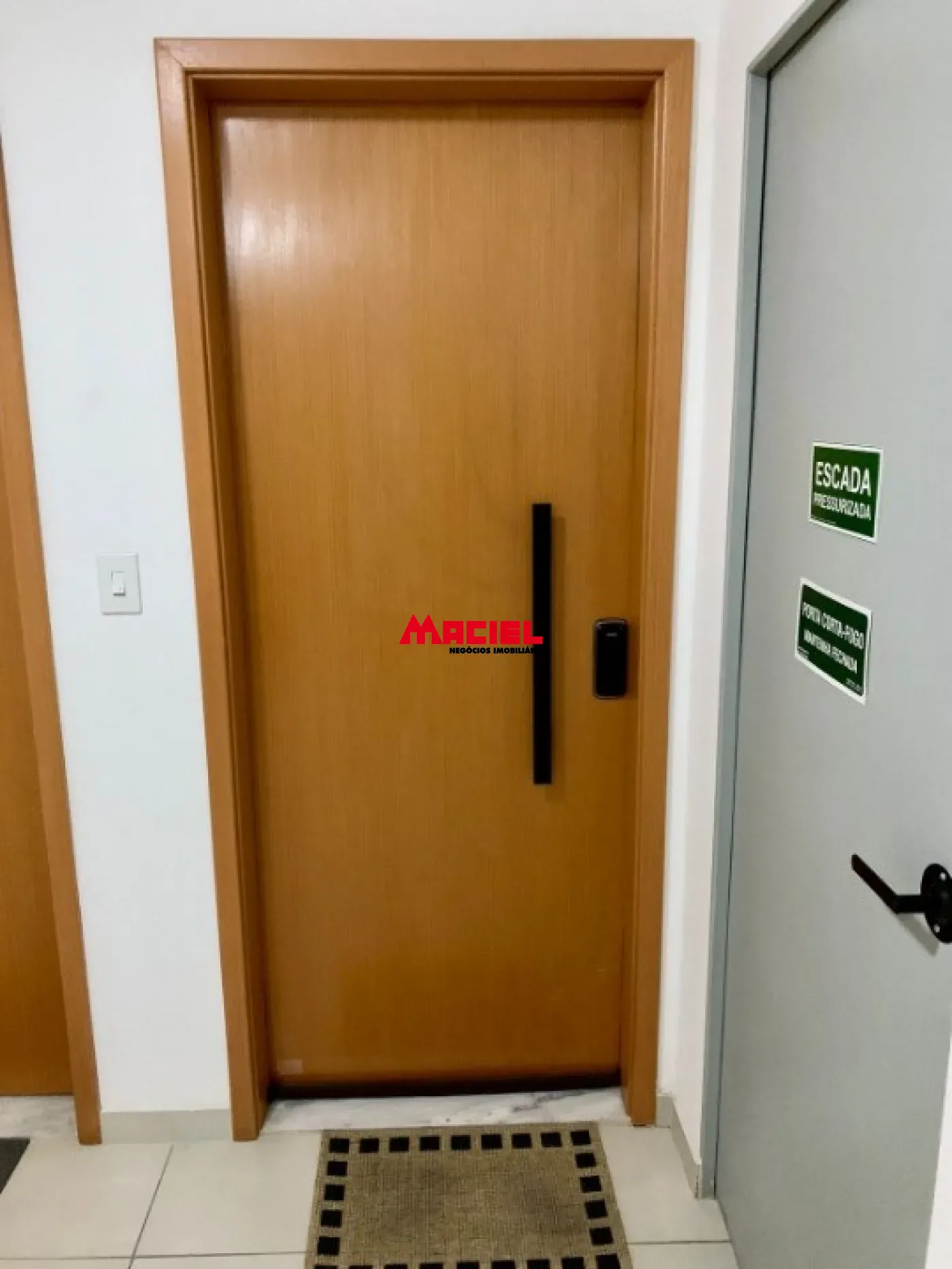 Alugar Apartamento / Mobiliado em S&atilde;o Jos&eacute; dos Campos R$ 4.070,00 - Foto 24