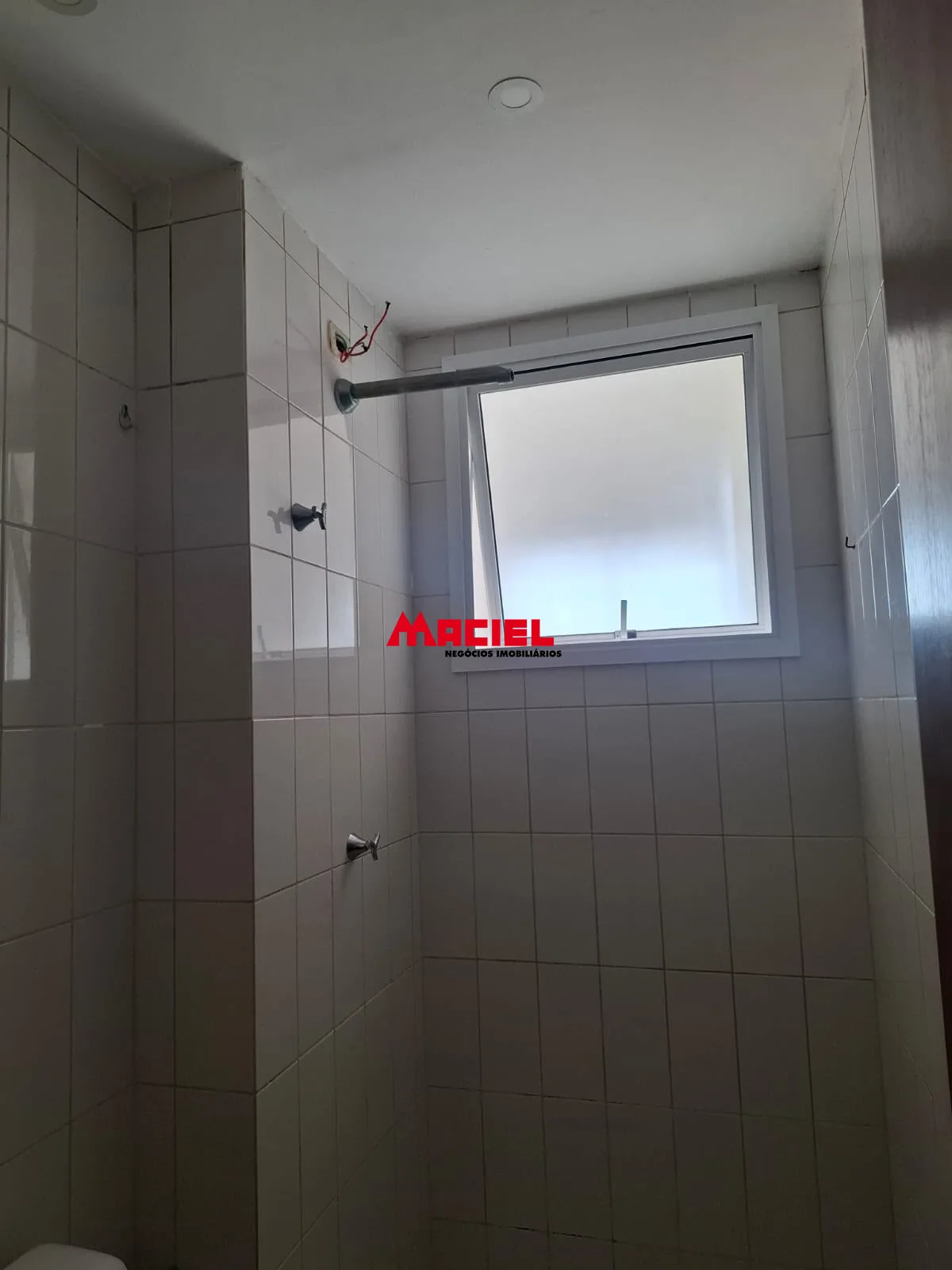 Alugar Apartamento / Padr&atilde;o em S&atilde;o Jos&eacute; dos Campos R$ 1.500,00 - Foto 7
