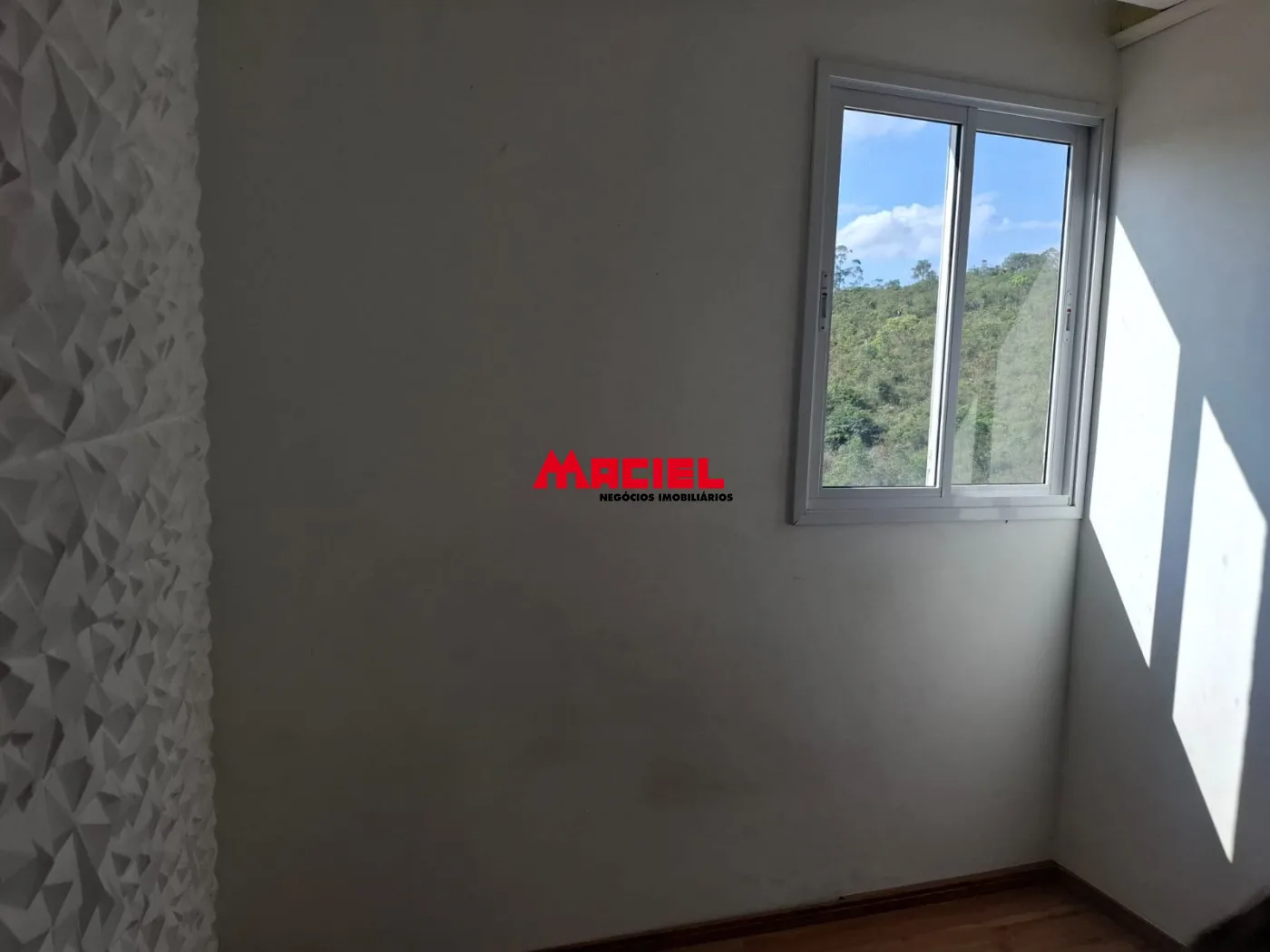 Alugar Apartamento / Padr&atilde;o em S&atilde;o Jos&eacute; dos Campos R$ 1.500,00 - Foto 12