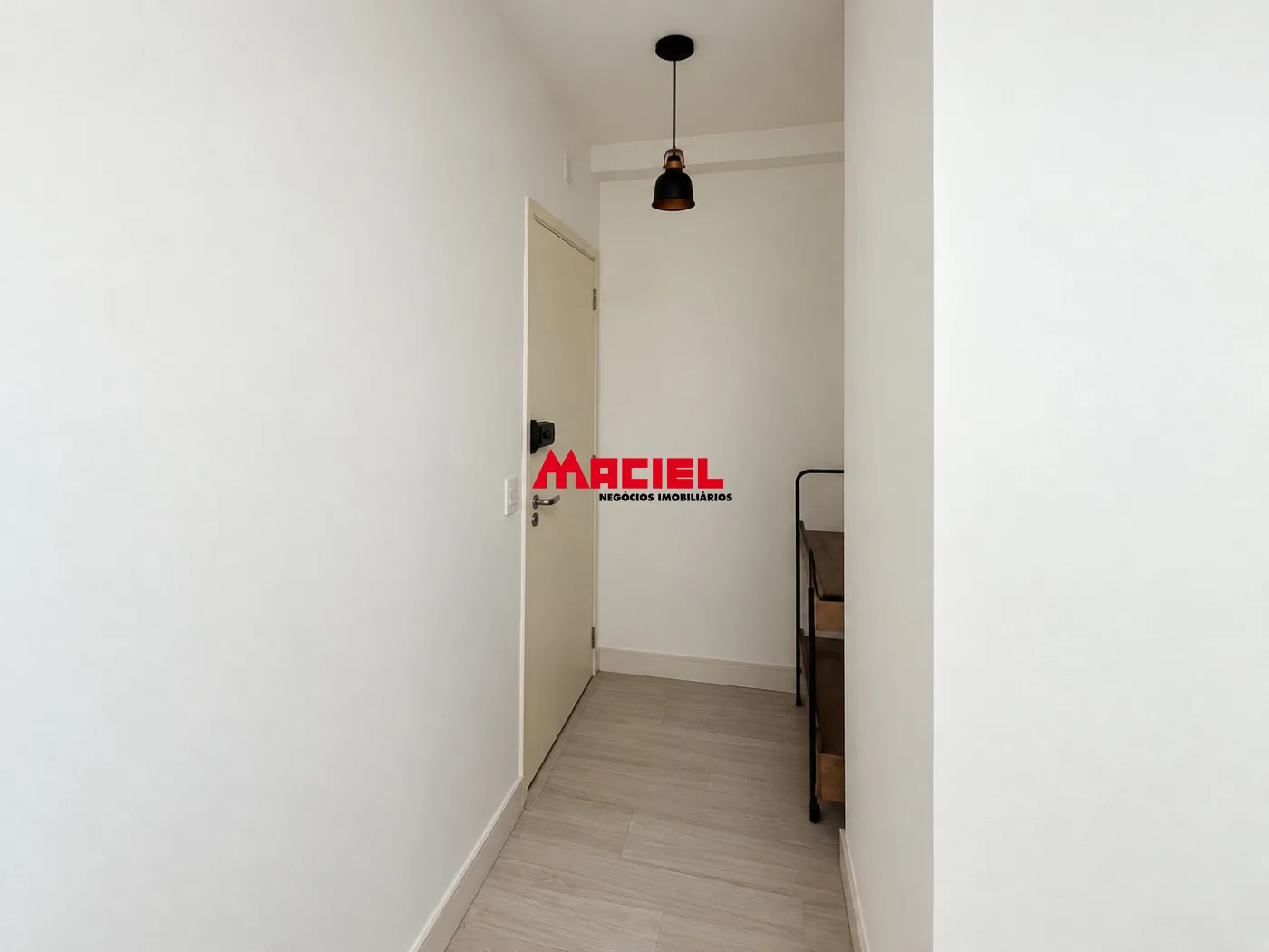 Alugar Apartamento / Padr&atilde;o em S&atilde;o Jos&eacute; dos Campos R$ 2.650,00 - Foto 2