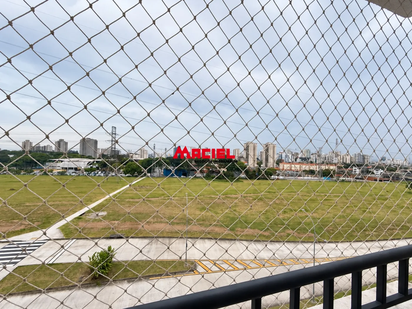 Alugar Apartamento / Padr&atilde;o em S&atilde;o Jos&eacute; dos Campos R$ 2.650,00 - Foto 5