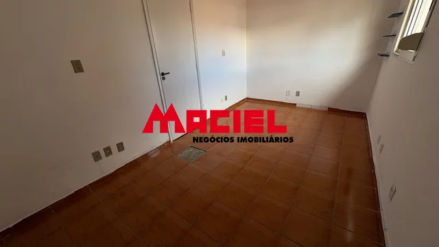 Alugar Casa / Condom&iacute;nio em S&atilde;o Jos&eacute; dos Campos R$ 2.750,00 - Foto 18