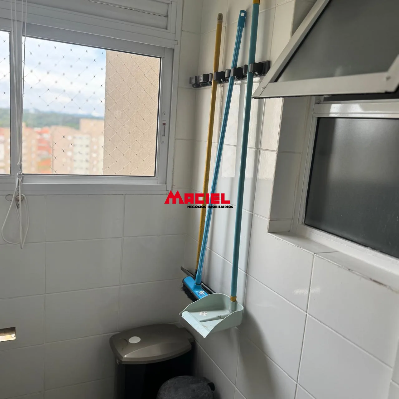 Alugar Apartamento / Padr&atilde;o em S&atilde;o Jos&eacute; dos Campos R$ 2.950,00 - Foto 10