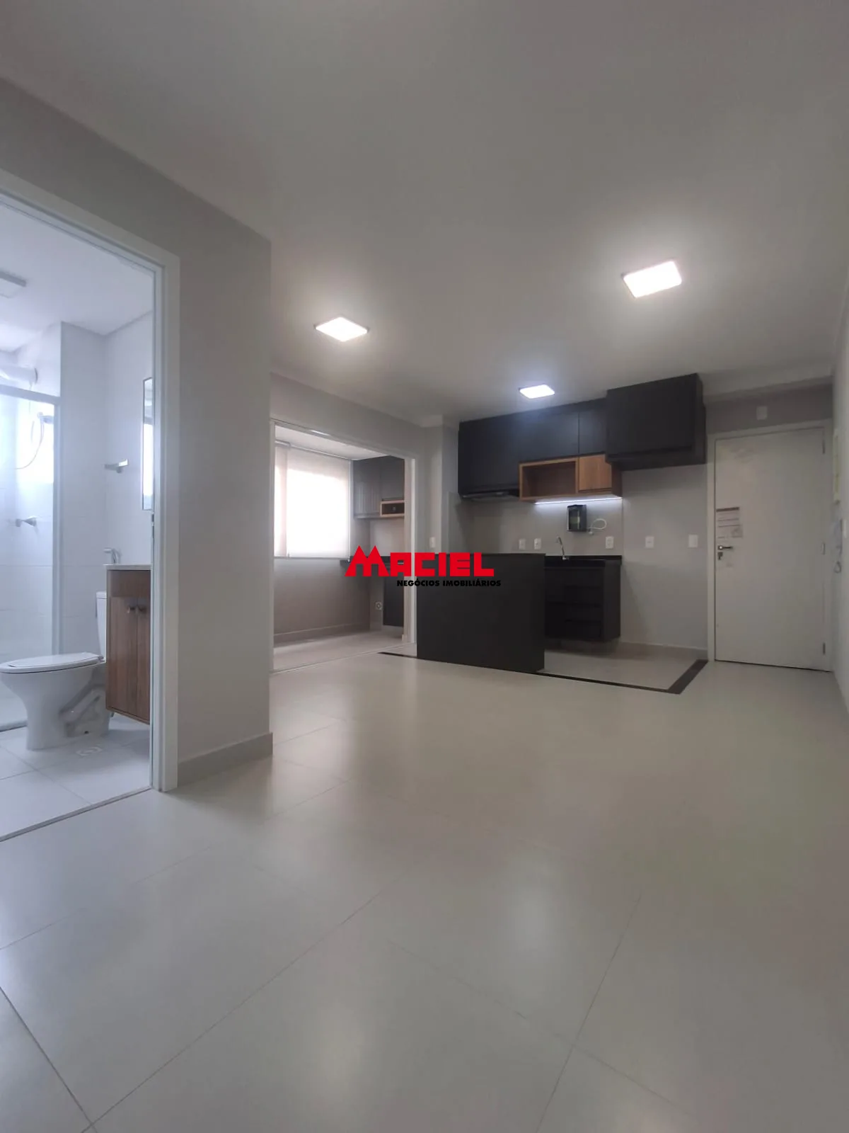 Alugar Apartamento / Padr&atilde;o em S&atilde;o Jos&eacute; dos Campos R$ 3.900,00 - Foto 10