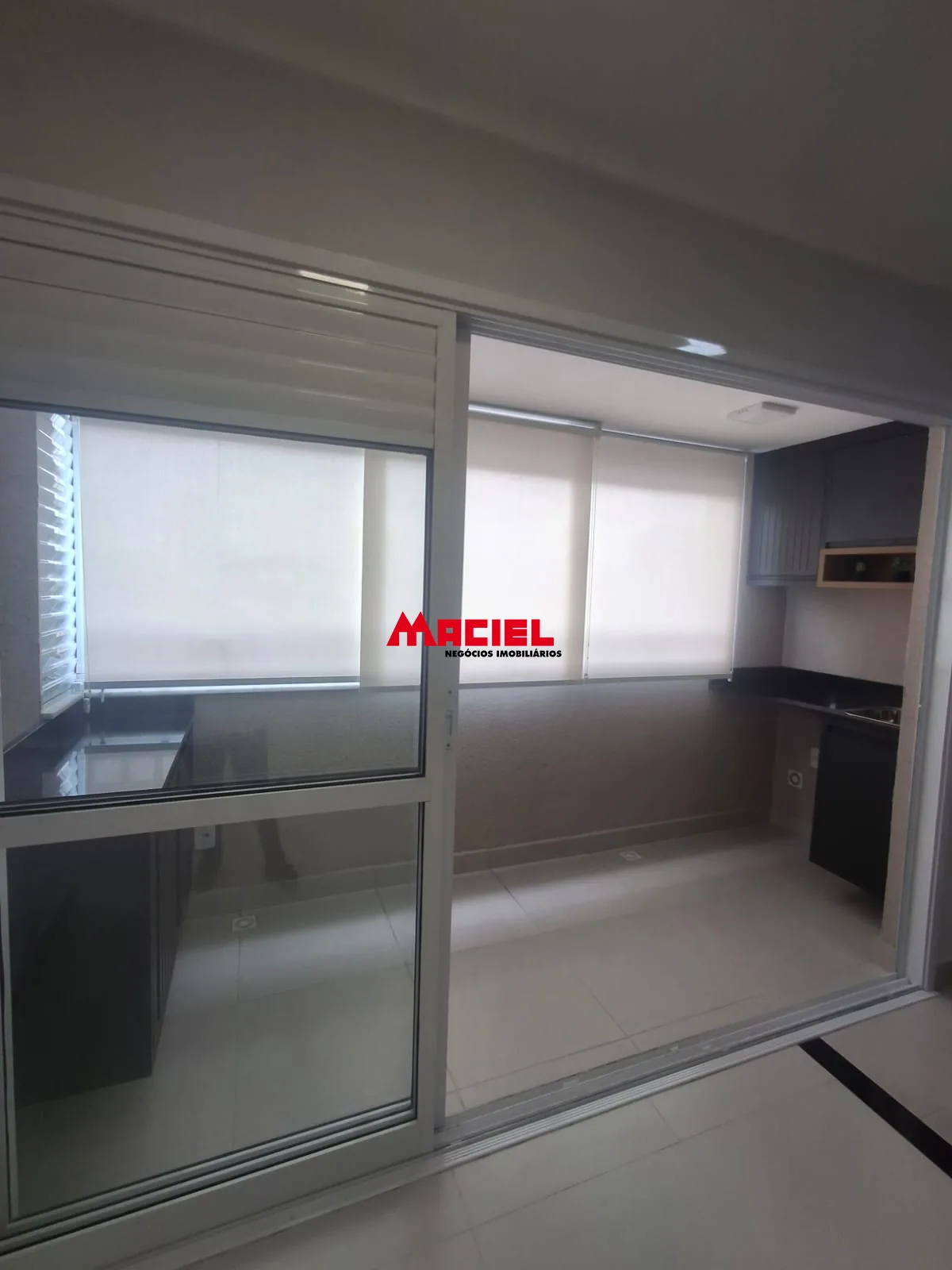 Alugar Apartamento / Padr&atilde;o em S&atilde;o Jos&eacute; dos Campos R$ 3.900,00 - Foto 13